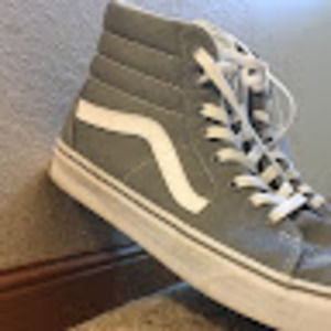 Meet your Posher, Avery